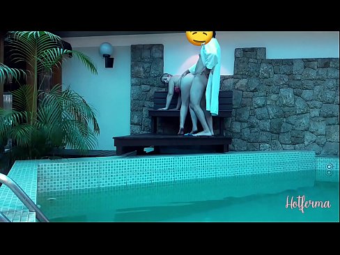 ❤️ Tus thawj coj caw tus tub txib mus rau hauv lub pas dej, tab sis tsis tuaj yeem tiv taus kub ❤️ Super porn ntawm porn hmn.xxxner.ru ☑